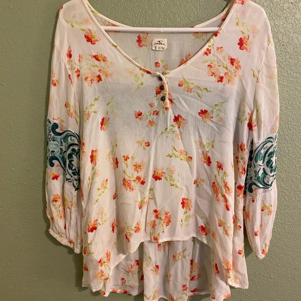 O’Neill floral top